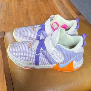 BOYS' girls NIKE LITTLE KID LEBRON WITNESS VII BASKETBALL SHOES purple hightop